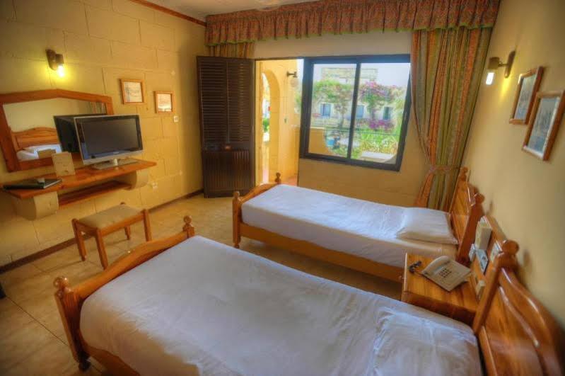 Hotel Cornucopia