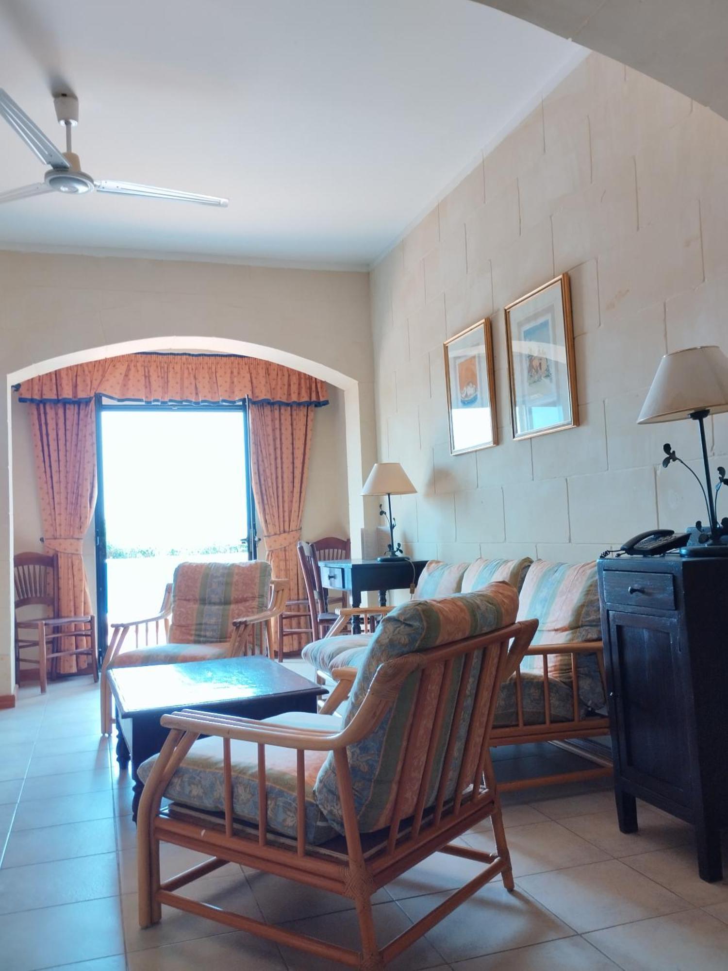 Cornucopia Hotel